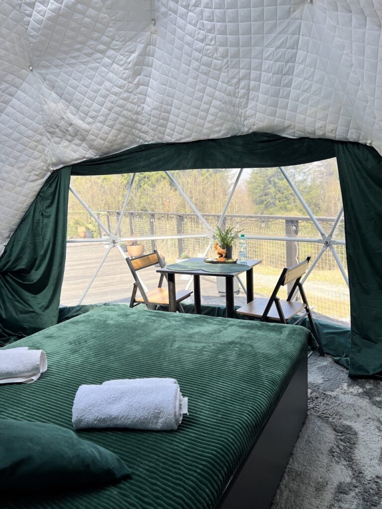 Goatglamp.11